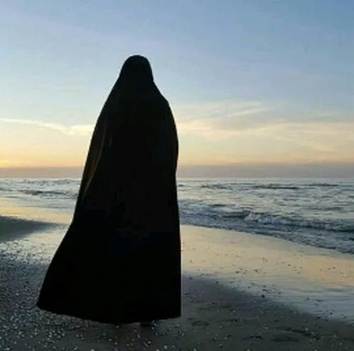 🌹 ارزنده ترین زینت زن حفظ حجاب است..