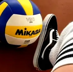 I am a volleyball player but I love a soccer player:)