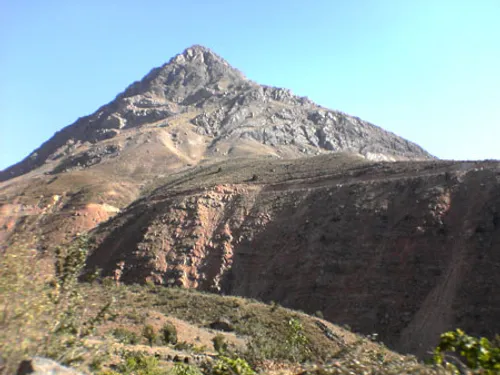 مرگ دردناک جوان ۲۶ ساله هنگام صعود به کوه بر اثر ریزش سنگ