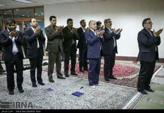 گرانترین نماز جماعت حال حاضر ایران...اقتدای مدیران بانکها