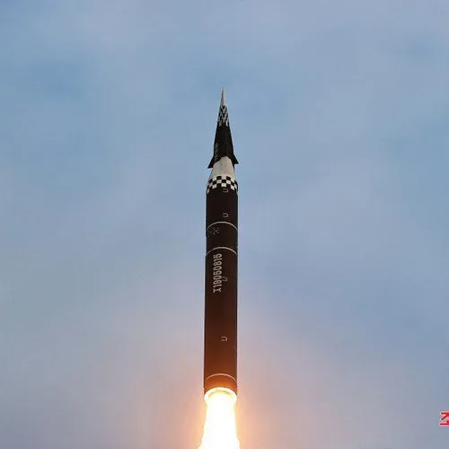 🔸️رونمایی کره شمالی از موشک قاره پیمای جدید
