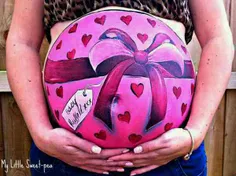 نقاشی روی شکم خانم باردار