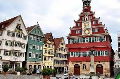 شهر اسلینگن در آلمان؛ ساختمان های دیدنی این منطقه متعلق ب