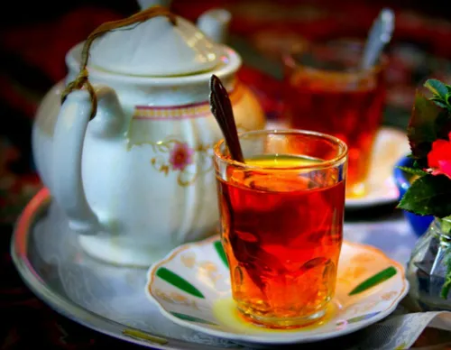 ☕ ️ چای سیاه "کمرنگ" بعنوان آسپرین عمل کرده و با رقیق کرد