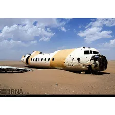 بقایای هواپیماهای نظامی آمریکا در صحرای طبس
