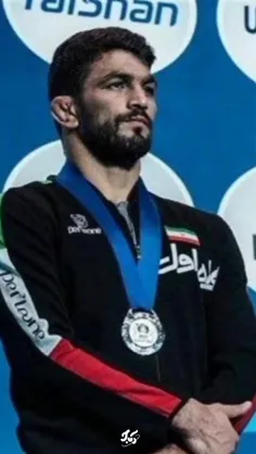 ــ چیزی که از مدال برای ایرانی‌ها مهم 
تره، مردونگی و غیرتھ و کشتۍگیر‌های 
ما، توی این موارد از خیلی‌ها جلوترن .

∽ ویژه‌ی بُرد غرورآفرین ورزشکارهایِ
غیورِ کشورمون 🇮🇷.