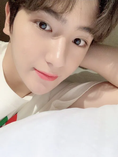 Happy birth day hyunjae 😍 🎉 🎉 🎊 🎊 دبویز هیونجه the boyz