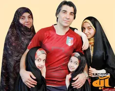 همسر و دختران ‎باحجاب "‎فوتسالیست‎ " معروف