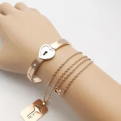 🔹  دستبند و گردنبند با آویز کلید طلایی عشق❤ ️