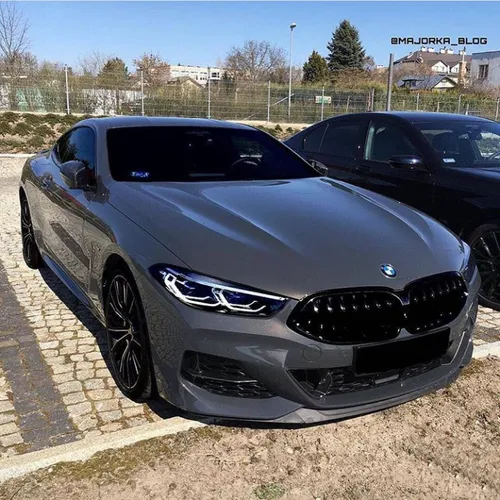 BMW-850i