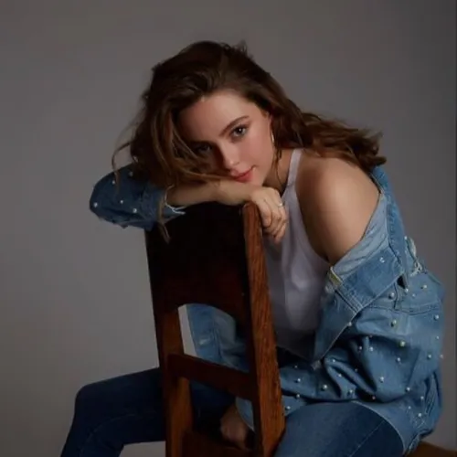 danielle rose russell