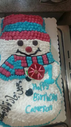 اینم کیک تولدش