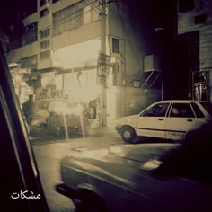 در عبور از خیابان های تهران این صحنه برایم جذاب بود مرد ن