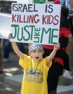اسرائیل بچه هایی مثل من رو میکشه...