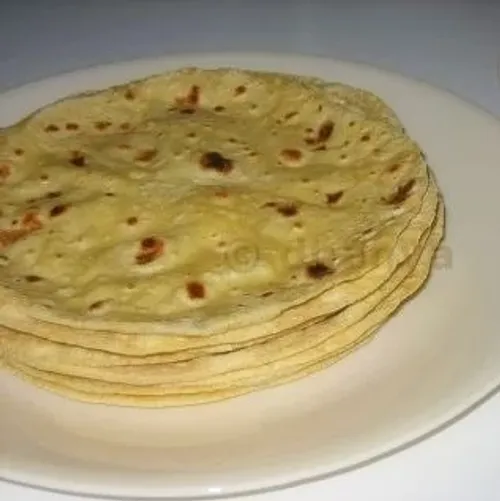 انواع نان در افغانستان عبارتند از: نان خاصه، نان چپاتی، ن