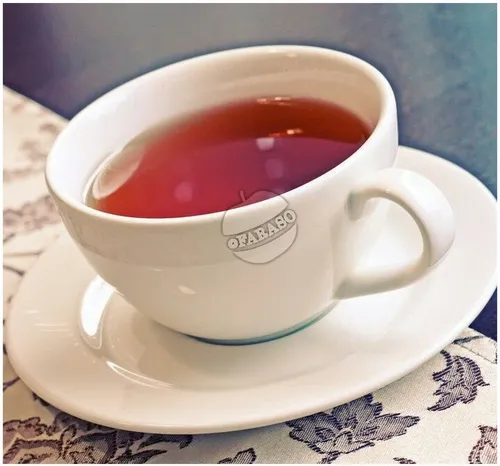 برای تهیه ی یک چای خوش طعم، در سماور آب سرد بریزید تا به 