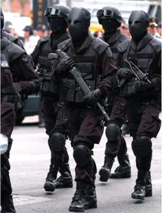 لباسهایه ترسناک پلیسهایه تایلند