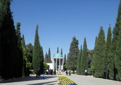 شیراز ، آرامگاه سعدی