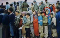 لبخند کودک عراقی در صف زنده به گور شدن دنیا را تکان داد
