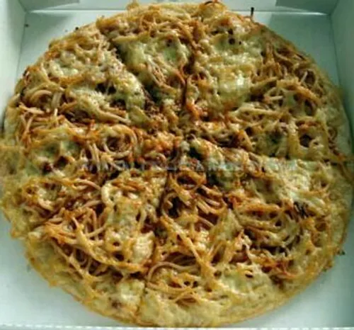 پیتزا ماکارونی