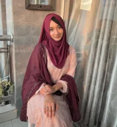دختر افغانی با اصالت مذهبی و محجبه هست