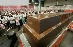 بزرگترین شکلات دنیا با 5547 کیلوگرم وزن
