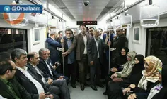📷  اعضای محترم شورای شهر تهران نشستن،ملت ایستاده؟ چه کاری