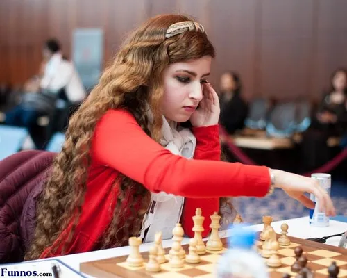 درسا درخشانی شطرنج باز تیم ملی کشف حجاب کرد