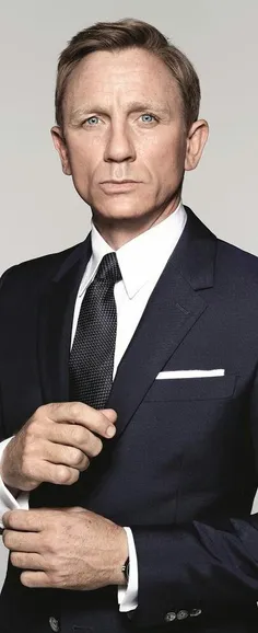 Daniel Craig