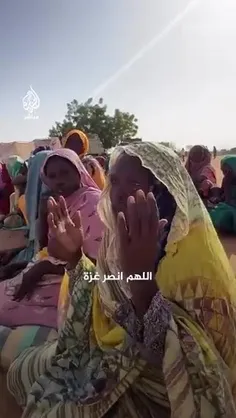 این زن که خودش بخاطر جنگ داخلی سودان آواره بیابان های کشو