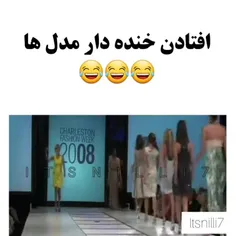 افتادن خنده دار مدل ها