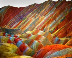 کوه های خوشکل رنگی رنگی در آذربایجان
