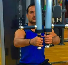 احمد مهرانفر درحال عضله سازی