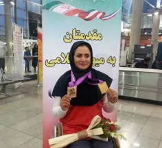 زهرا نعمتی مدال جهانی خود را به شهدای مدافع حرم و شهید #م