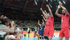 📷  شادی بلندقامتان والیبال ایران پس از صعود به جمع 8 تیم 