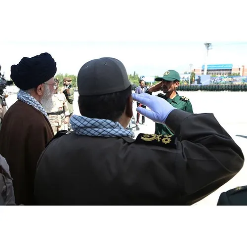 سیاست khamenei_ir 13985973 - عکس ویسگون
