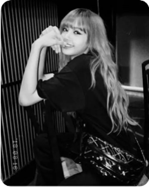 lisa blackpink