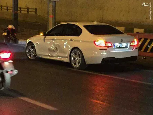 تصادف دو خودروی لوکس در تهران