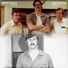 تصویر بالا: اد کمپر قاتل مشهور سریالی و افسران پلیس پروند