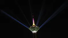 نمای زیبایی از برج میلاد در شب -:)-:)-:)