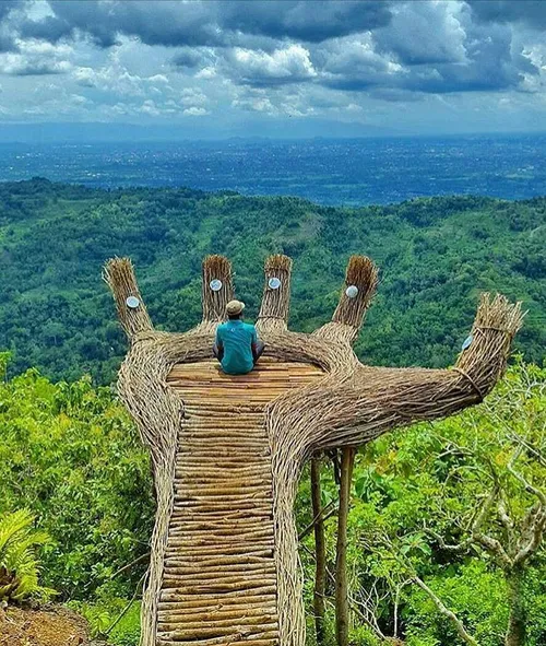 چشم اندازی رویایی و سبز از طبیعت اندونزی Yoghakarta