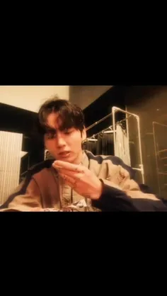 شنیدی میگن زخمی که دیده نمیشه ، دردش واقعی‌ تره .