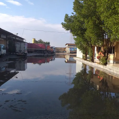 نمای شرکت بعد از باران