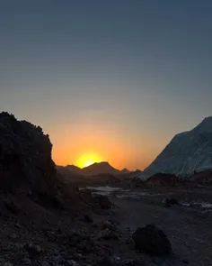 من اگر کامروا گشتم خوشی دل چه عجب