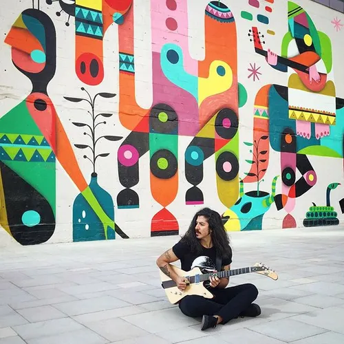 A Lebanese musician making magic with his axe in JLT, Dub