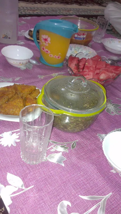 افطاري با سمبوسه