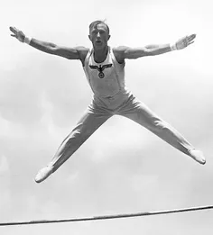 آلفرد شوارتزمان ورزشکار مرد رشتهٔ ژیمناستیک اهل کشور آلما