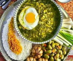 باقلاقاتق، باقلا خورش نوعی خورش ایرانی است که در مناطق شم