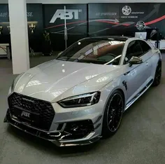 AUDI RS 5_R