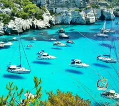 جزیره ای در یونان وجود دارد که کاملا از آب کریستالی تشکیل